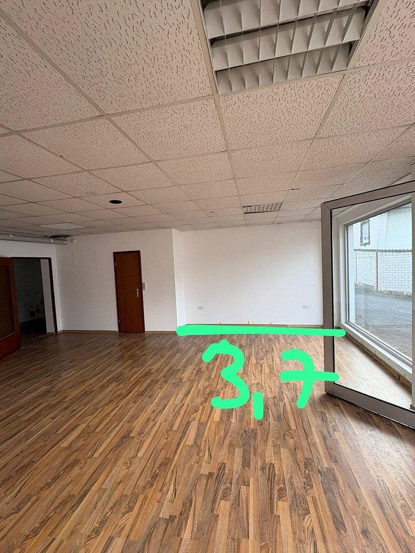 Pronájem nebytového prostoru 57 m², Trieschweg 3, Beselich, Hessen Pronájem nebytového prostoru 57 m², Trieschweg 3, Beselich, Hessen