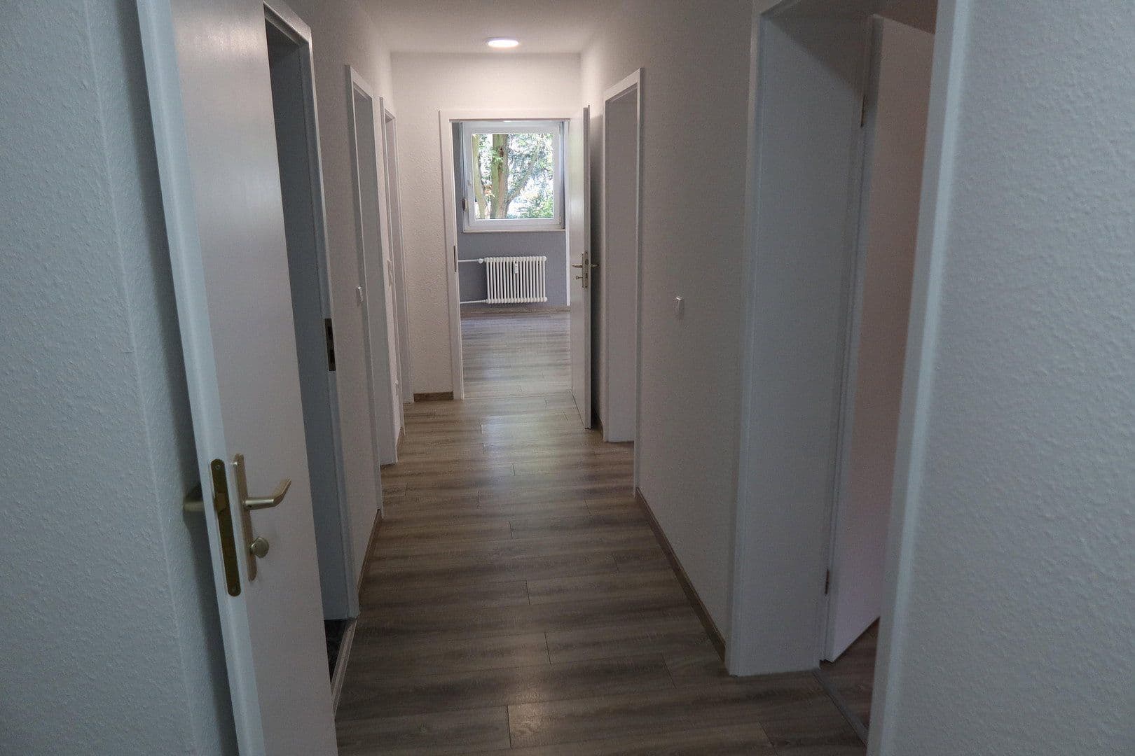 Prodej bytu 3+1 84 m², Am Feldrand 8, Niefern-Öschelbronn, Bádensko-Württembersko Prodej bytu 3+1 84 m², Am Feldrand 8, Niefern-Öschelbronn, Bádensko-Württembersko