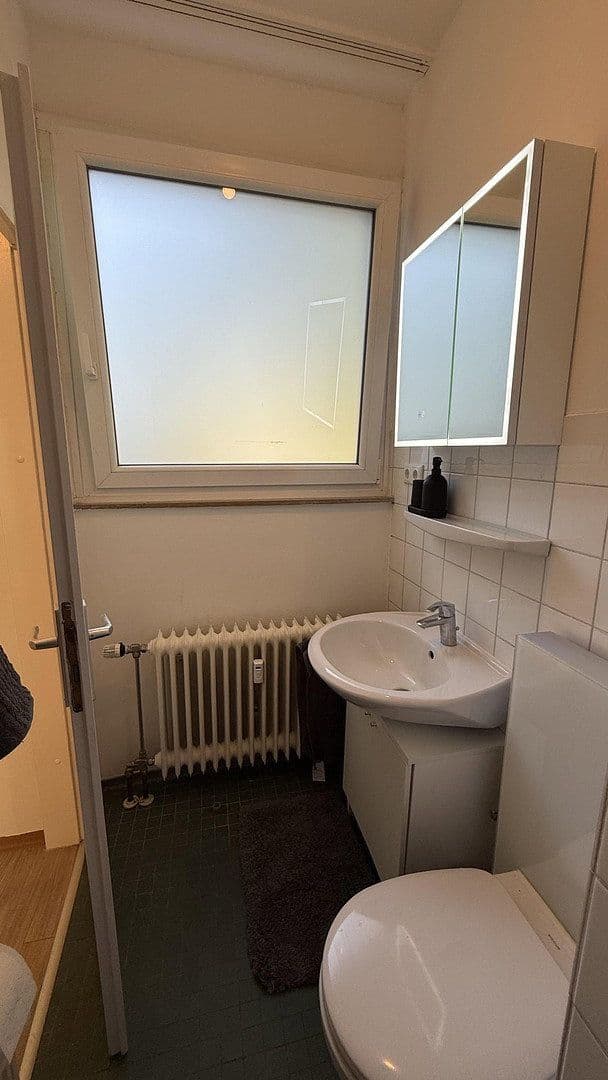 Pronájem bytu 1+1 35 m², Sankt Johann 6, Erlangen, Bavorsko Pronájem bytu 1+1 35 m², Sankt Johann 6, Erlangen, Bavorsko