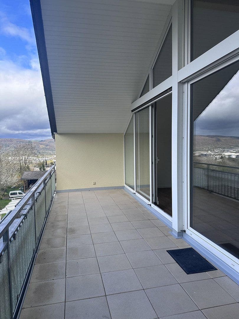 Pronájem bytu 5+1 91 m², Pellingerstrasse 115a, Trier, Porýní-Falc Pronájem bytu 5+1 91 m², Pellingerstrasse 115a, Trier, Porýní-Falc