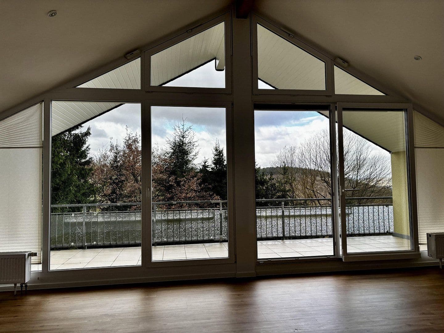 Pronájem bytu 5+1 91 m², Pellingerstrasse 115a, Trier, Porýní-Falc Pronájem bytu 5+1 91 m², Pellingerstrasse 115a, Trier, Porýní-Falc