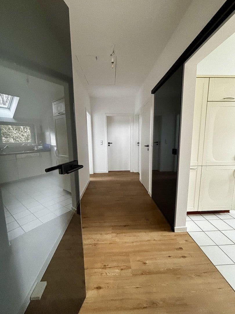 Pronájem bytu 5+1 91 m², Pellingerstrasse 115a, Trier, Porýní-Falc Pronájem bytu 5+1 91 m², Pellingerstrasse 115a, Trier, Porýní-Falc