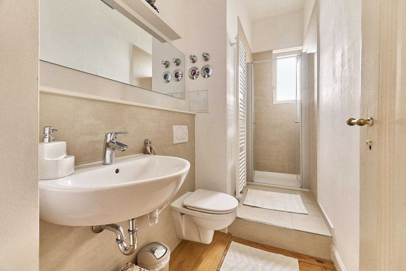 Pronájem bytu 2+1 61 m², Mannheim, Bádensko-Württembersko Pronájem bytu 2+1 61 m², Mannheim, Bádensko-Württembersko