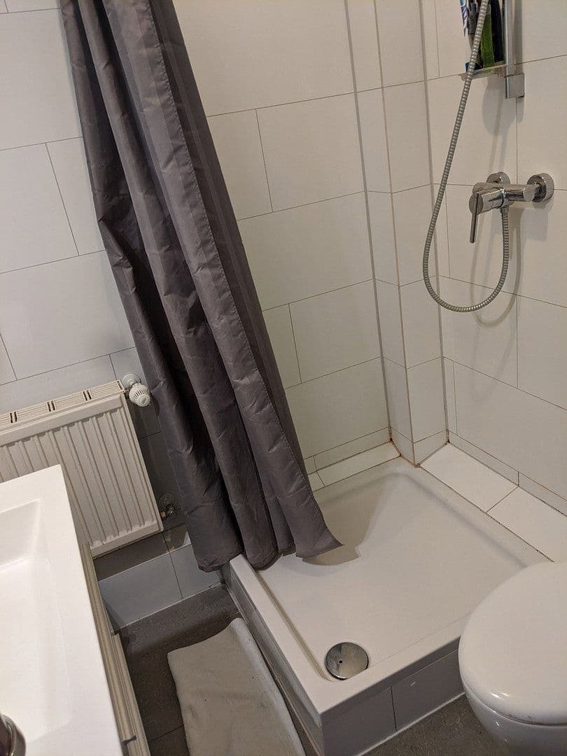 Pronájem bytu 2+1 61 m², Ludwigshafen am Rhein, Porýní-Falc Pronájem bytu 2+1 61 m², Ludwigshafen am Rhein, Porýní-Falc