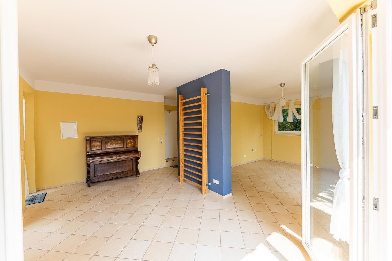 Prodej domu 196 m², pozemek 590 m², Thiviersstr. 4, Östringen, Bádensko-Württembersko Prodej domu 196 m², pozemek 590 m², Thiviersstr. 4, Östringen, Bádensko-Württembersko
