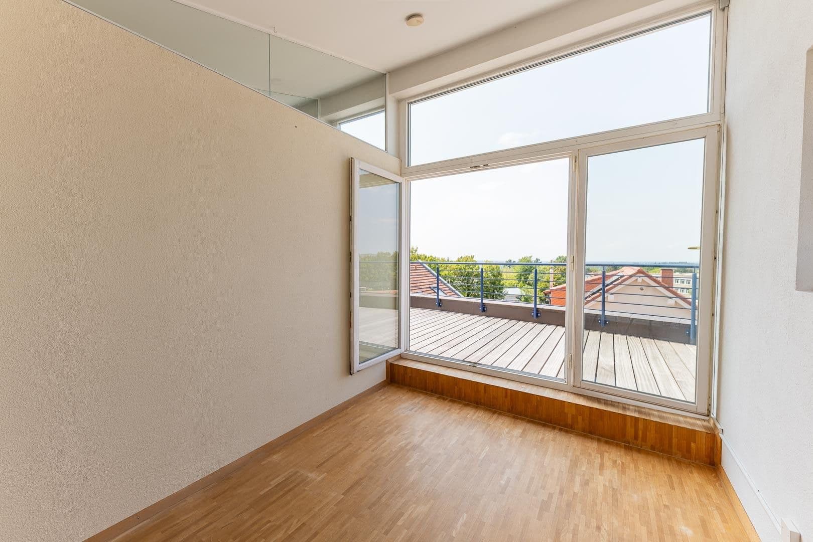 Prodej domu 196 m², pozemek 590 m², Thiviersstr. 4, Östringen, Bádensko-Württembersko Prodej domu 196 m², pozemek 590 m², Thiviersstr. 4, Östringen, Bádensko-Württembersko