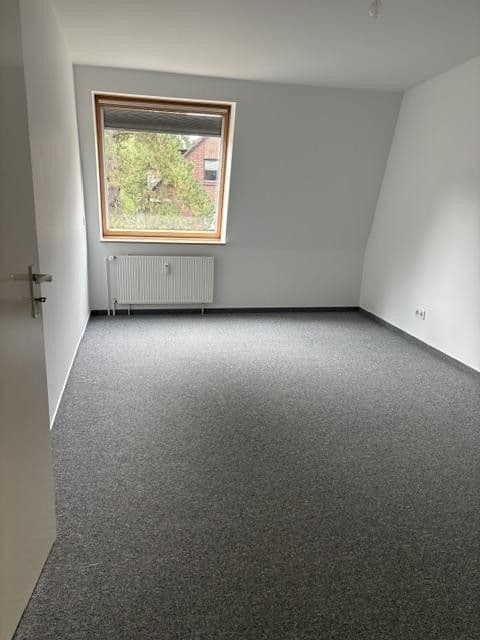 Prodej bytu 2+1 61 m², Bergstedter Chaussee 196, Hamburg, Hamburg Prodej bytu 2+1 61 m², Bergstedter Chaussee 196, Hamburg, Hamburg