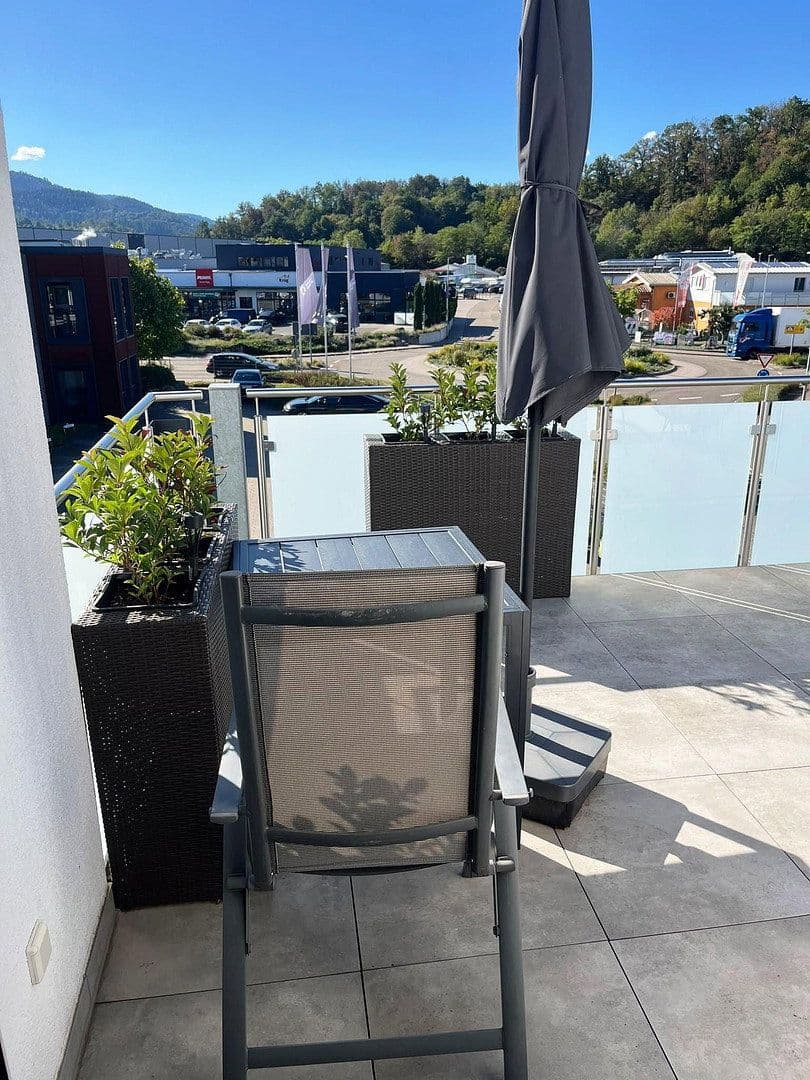 Pronájem bytu 3+1 84 m², Gaggenau, Bádensko-Württembersko Pronájem bytu 3+1 84 m², Gaggenau, Bádensko-Württembersko