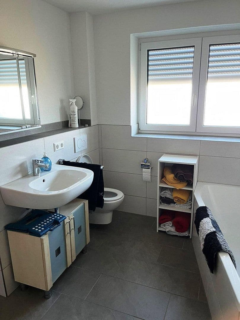 Pronájem bytu 3+1 84 m², Gaggenau, Bádensko-Württembersko Pronájem bytu 3+1 84 m², Gaggenau, Bádensko-Württembersko