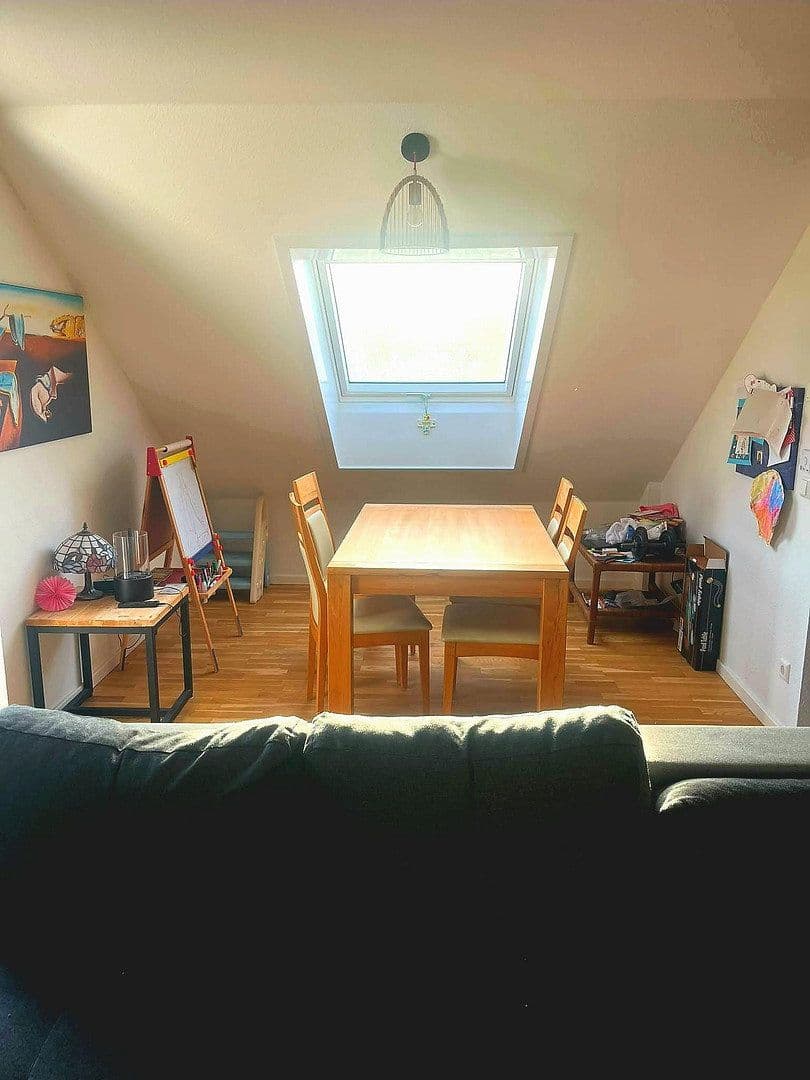 Pronájem bytu 3+1 84 m², Gaggenau, Bádensko-Württembersko Pronájem bytu 3+1 84 m², Gaggenau, Bádensko-Württembersko
