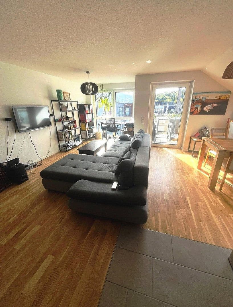 Pronájem bytu 3+1 84 m², Gaggenau, Bádensko-Württembersko Pronájem bytu 3+1 84 m², Gaggenau, Bádensko-Württembersko