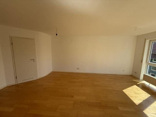 Pronájem bytu 3+kk 72 m², Kusterdingen, Bádensko-Württembersko Pronájem bytu 3+kk 72 m², Kusterdingen, Bádensko-Württembersko