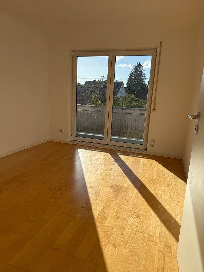 Pronájem bytu 3+kk 72 m², Raihingstraße 52, Kusterdingen, Bádensko-Württembersko Pronájem bytu 3+kk 72 m², Raihingstraße 52, Kusterdingen, Bádensko-Württembersko