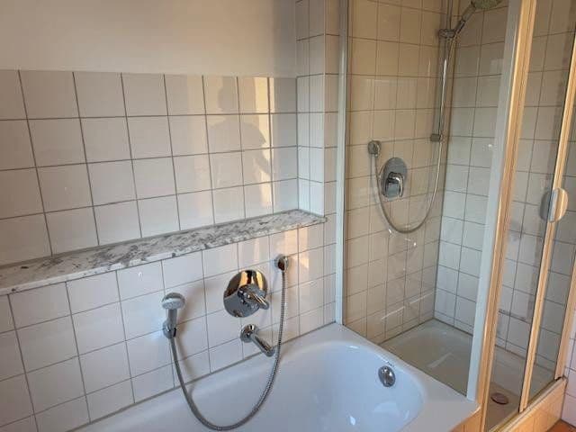 Pronájem bytu 3+kk 72 m², Kusterdingen, Bádensko-Württembersko Pronájem bytu 3+kk 72 m², Kusterdingen, Bádensko-Württembersko