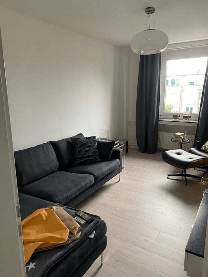 Pronájem bytu 2+1 60 m², Düsseldorf, Severní Porýní-Vestfálsko Pronájem bytu 2+1 60 m², Düsseldorf, Severní Porýní-Vestfálsko