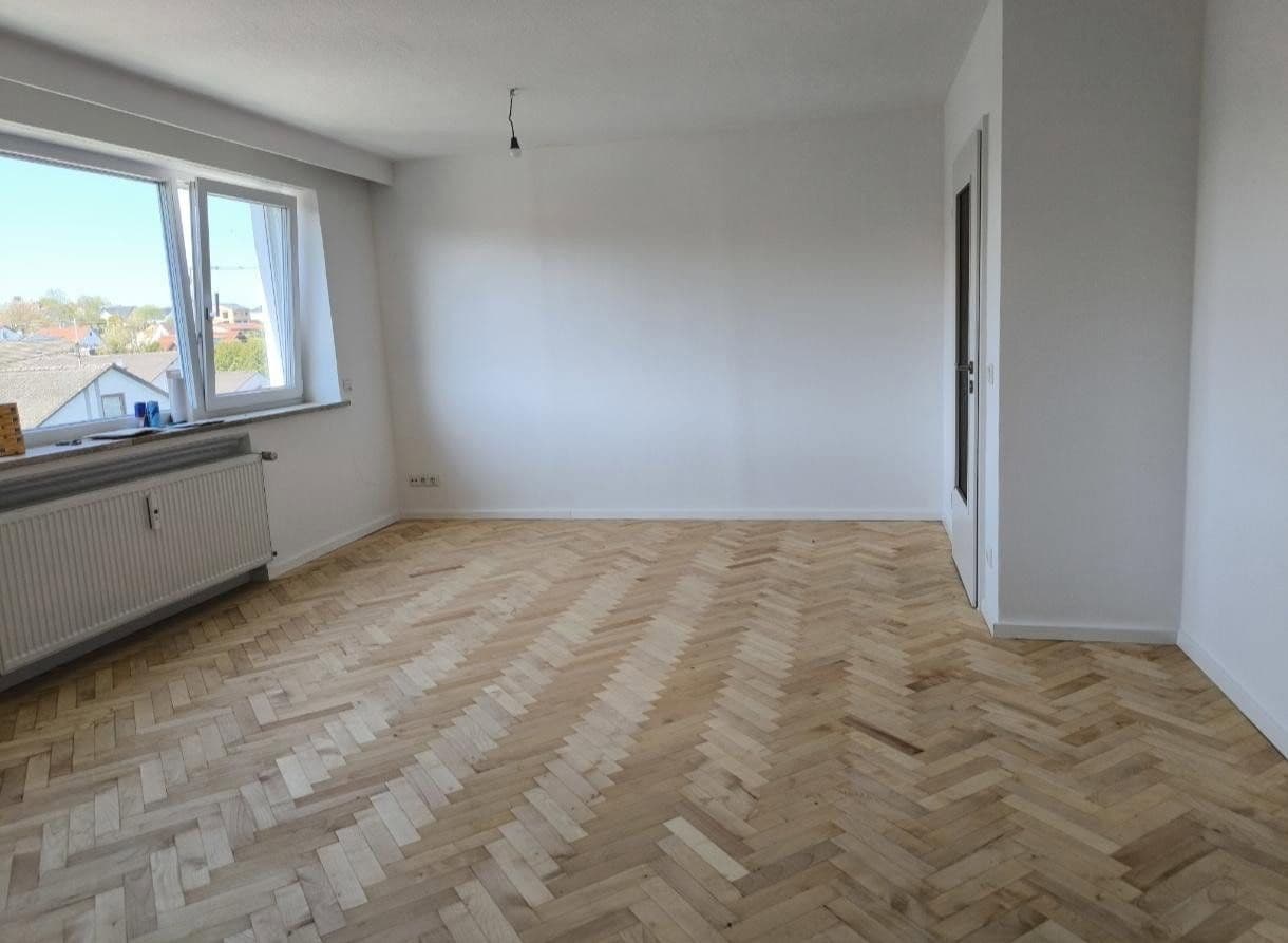 Prodej bytu 3+1 85 m², Industrie Str 12, Dasing, Bavorsko Prodej bytu 3+1 85 m², Industrie Str 12, Dasing, Bavorsko