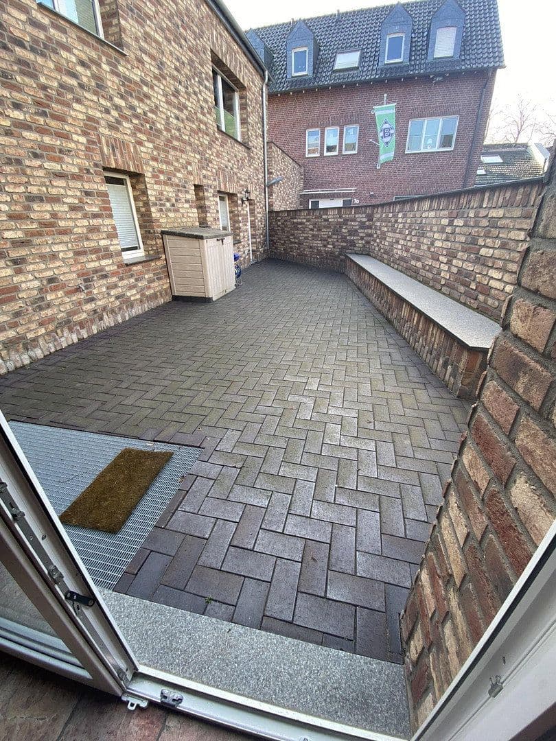 Prodej domu 234 m², pozemek 229 m², Dormagen, Severní Porýní-Vestfálsko Prodej domu 234 m², pozemek 229 m², Dormagen, Severní Porýní-Vestfálsko
