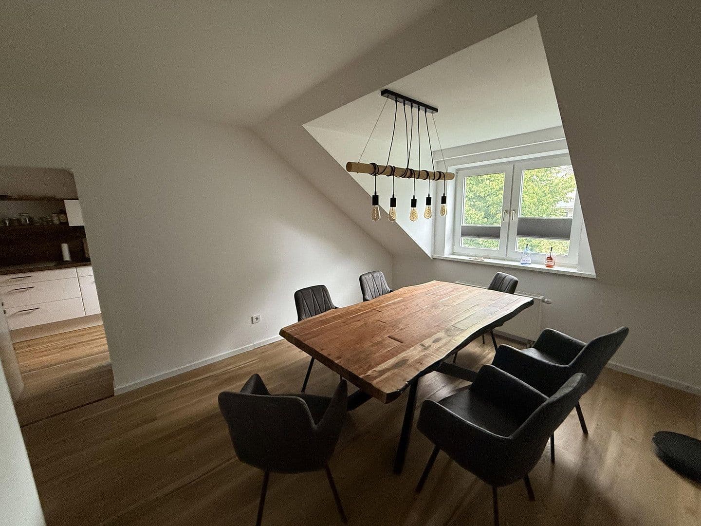 Prodej bytu 4+1 100 m², Göttingen, Dolní Sasko Prodej bytu 4+1 100 m², Göttingen, Dolní Sasko