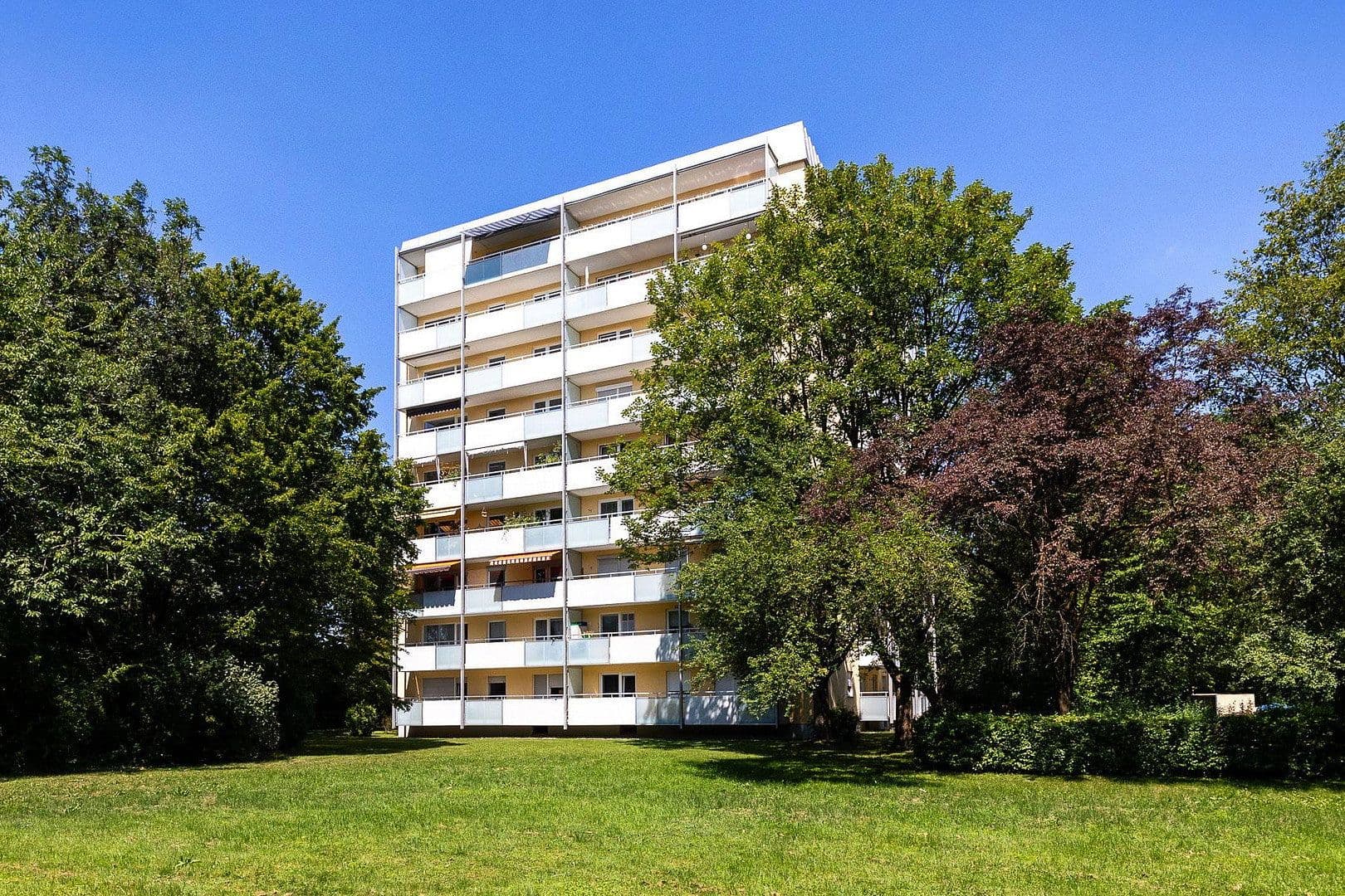Pronájem bytu 1+kk 42 m², Regina-Ullmann-Straße 73, München, Bavorsko Pronájem bytu 1+kk 42 m², Regina-Ullmann-Straße 73, München, Bavorsko