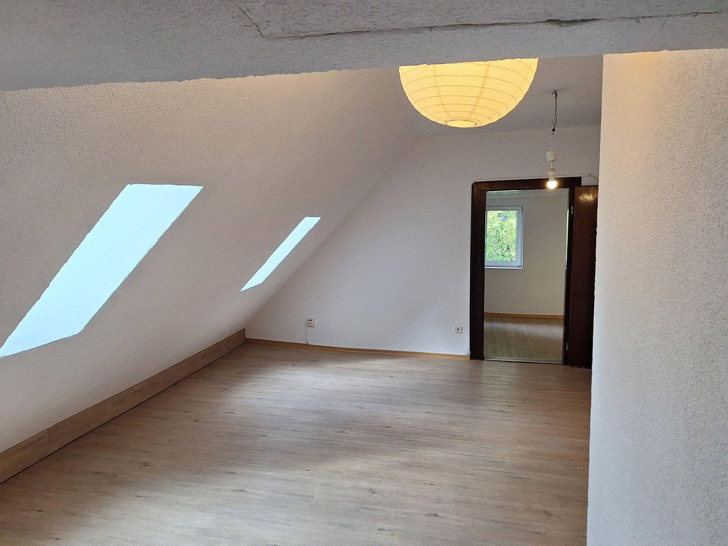Pronájem bytu 2+1 46 m², Worms, Porýní-Falc Pronájem bytu 2+1 46 m², Worms, Porýní-Falc
