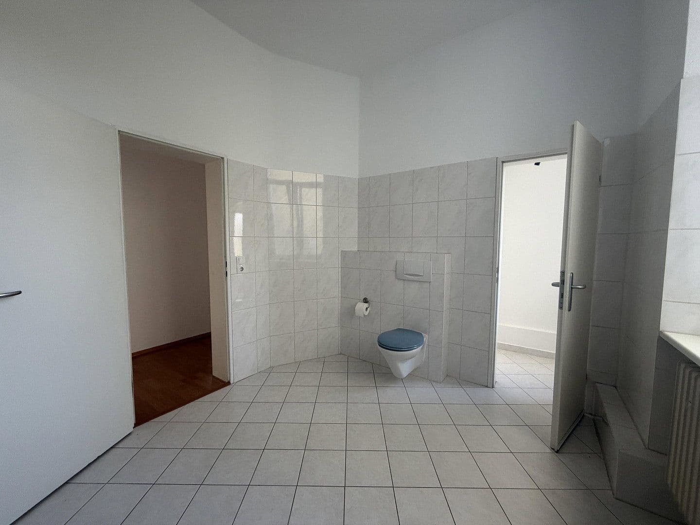Pronájem bytu 3+1 98 m², Eckenheimer Landstraße 103, Frankfurt am Main, Hessen Pronájem bytu 3+1 98 m², Eckenheimer Landstraße 103, Frankfurt am Main, Hessen