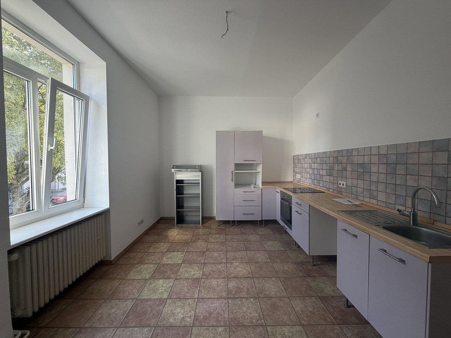 Pronájem bytu 3+1 98 m², Eckenheimer Landstraße 103, Frankfurt am Main, Hessen Pronájem bytu 3+1 98 m², Eckenheimer Landstraße 103, Frankfurt am Main, Hessen