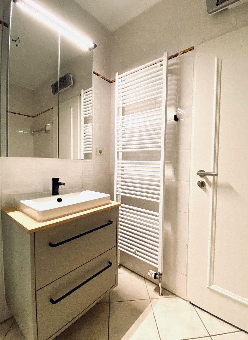 Prodej bytu 3+1 95 m², Jahnstraße 62, Quickborn, Šlesvicko-Holštýnsko Prodej bytu 3+1 95 m², Jahnstraße 62, Quickborn, Šlesvicko-Holštýnsko