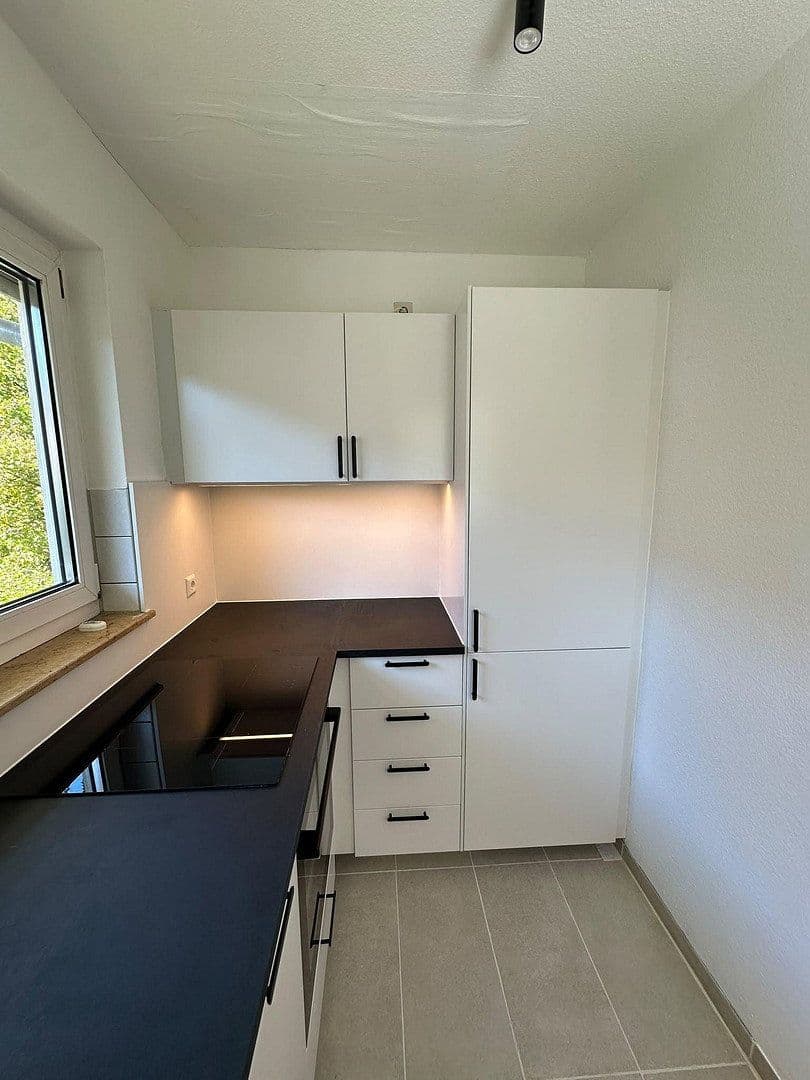 Pronájem bytu 3+1 71 m², Kirchheim unter Teck, Bádensko-Württembersko Pronájem bytu 3+1 71 m², Kirchheim unter Teck, Bádensko-Württembersko