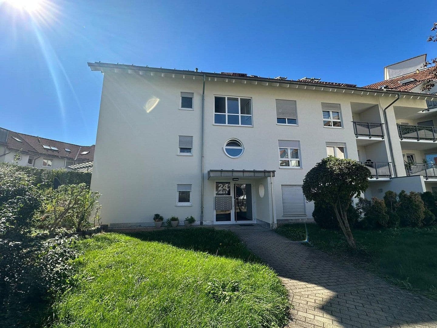 Pronájem bytu 3+1 71 m², Kirchheim unter Teck, Bádensko-Württembersko Pronájem bytu 3+1 71 m², Kirchheim unter Teck, Bádensko-Württembersko