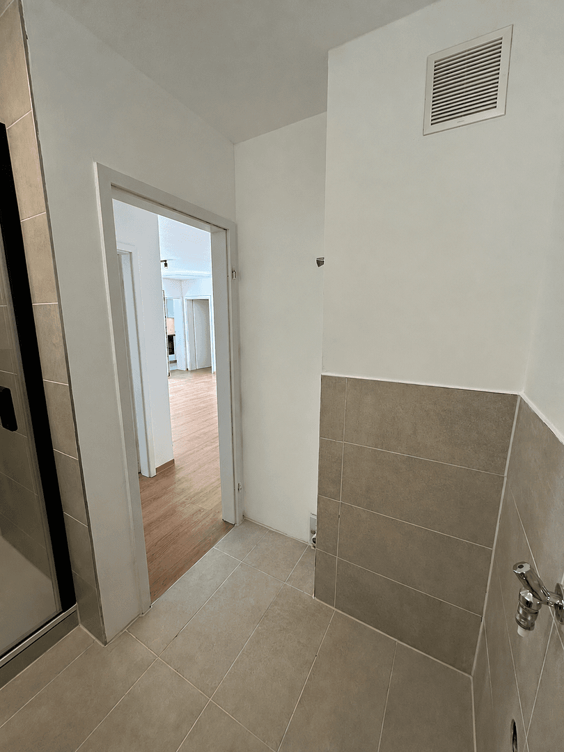 Pronájem bytu 3+1 71 m², Kirchheim unter Teck, Bádensko-Württembersko Pronájem bytu 3+1 71 m², Kirchheim unter Teck, Bádensko-Württembersko