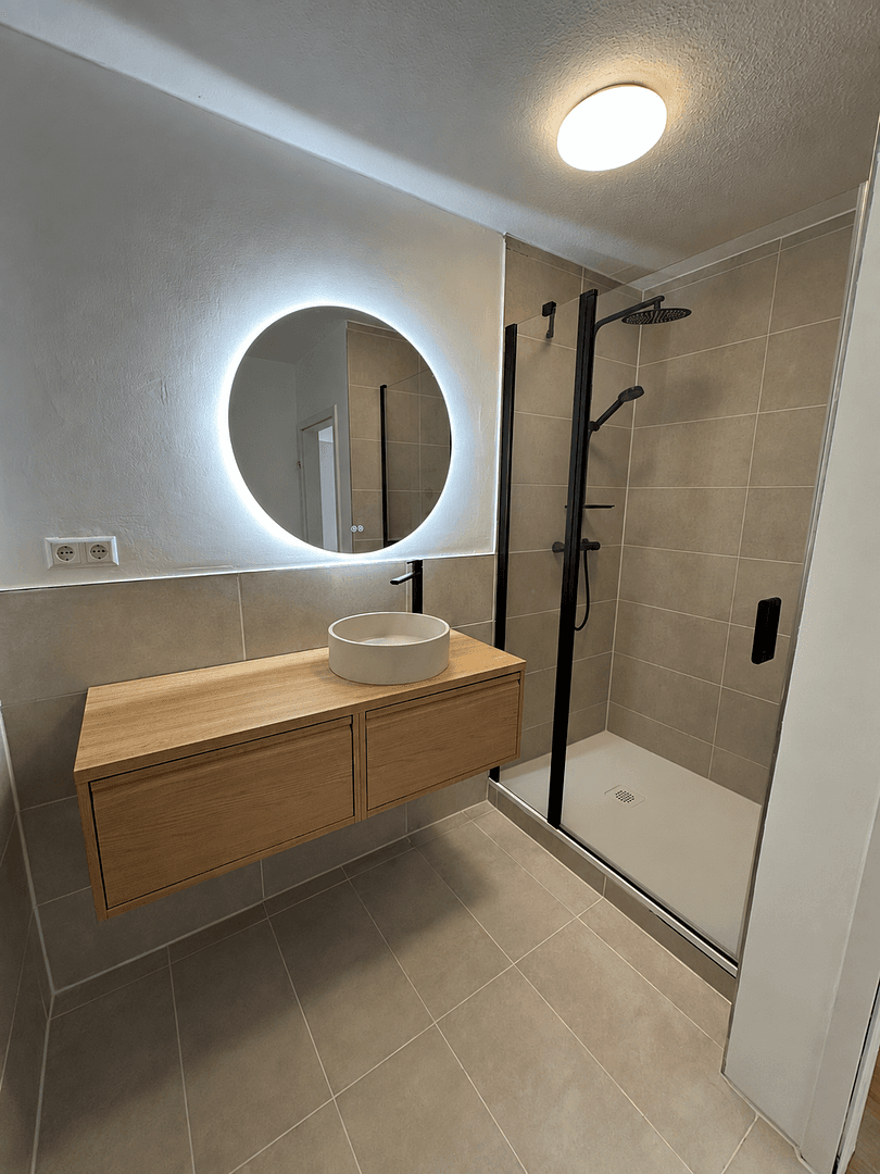 Pronájem bytu 3+1 71 m², Kirchheim unter Teck, Bádensko-Württembersko Pronájem bytu 3+1 71 m², Kirchheim unter Teck, Bádensko-Württembersko