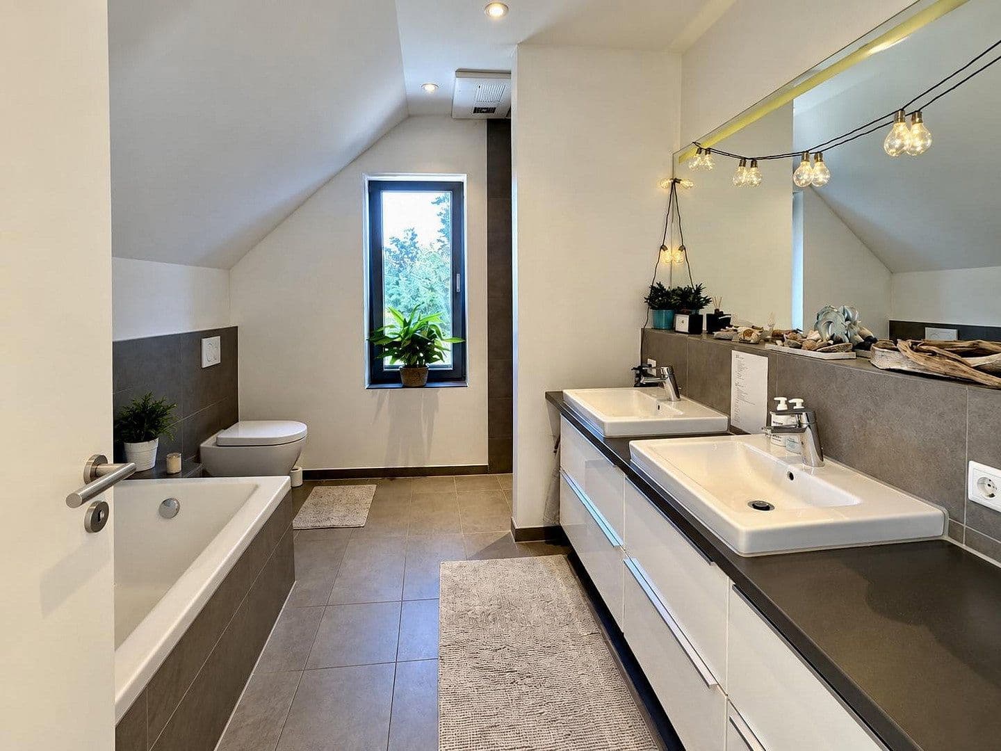 Prodej domu 160 m², pozemek 702 m², Greifenberg, Bavorsko Prodej domu 160 m², pozemek 702 m², Greifenberg, Bavorsko