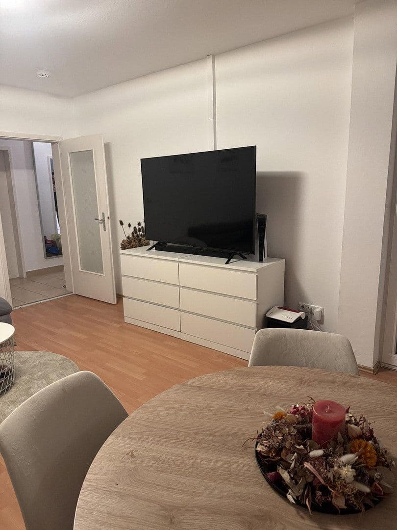 Pronájem bytu 3+1 66 m², Waldfriedhofstrasse 0, München, Bavorsko Pronájem bytu 3+1 66 m², Waldfriedhofstrasse 0, München, Bavorsko