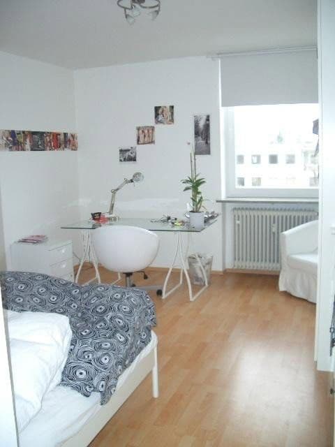 Pronájem bytu 3+1 66 m², Waldfriedhofstrasse 0, München, Bavorsko Pronájem bytu 3+1 66 m², Waldfriedhofstrasse 0, München, Bavorsko