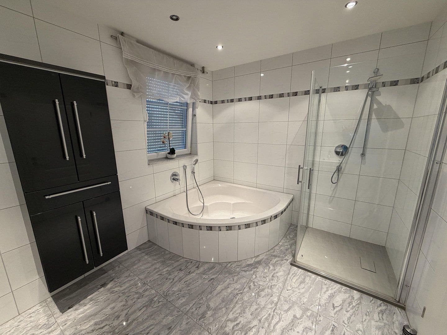 Prodej domu 225 m², pozemek 441 m², Dortmund, Severní Porýní-Vestfálsko Prodej domu 225 m², pozemek 441 m², Dortmund, Severní Porýní-Vestfálsko