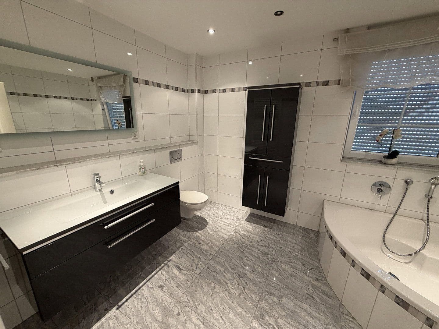 Prodej domu 225 m², pozemek 441 m², Dortmund, Severní Porýní-Vestfálsko Prodej domu 225 m², pozemek 441 m², Dortmund, Severní Porýní-Vestfálsko