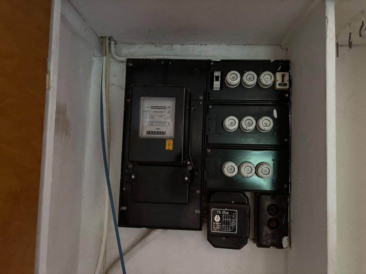 Prodej domu 155 m², pozemek 1.201 m², Lohmar, Severní Porýní-Vestfálsko Prodej domu 155 m², pozemek 1.201 m², Lohmar, Severní Porýní-Vestfálsko