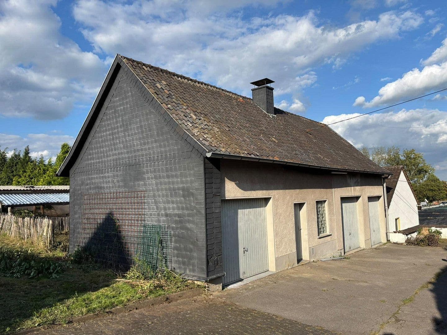 Prodej domu 155 m², pozemek 1.201 m², Lohmar, Severní Porýní-Vestfálsko Prodej domu 155 m², pozemek 1.201 m², Lohmar, Severní Porýní-Vestfálsko