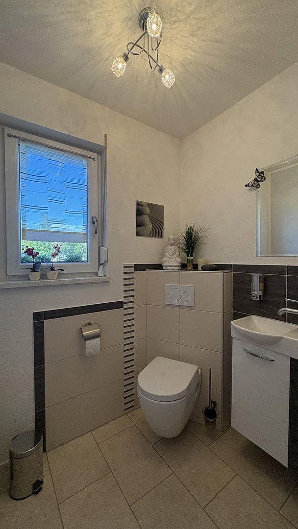 Prodej domu 200 m², pozemek 628 m², Wemding, Bavorsko Prodej domu 200 m², pozemek 628 m², Wemding, Bavorsko