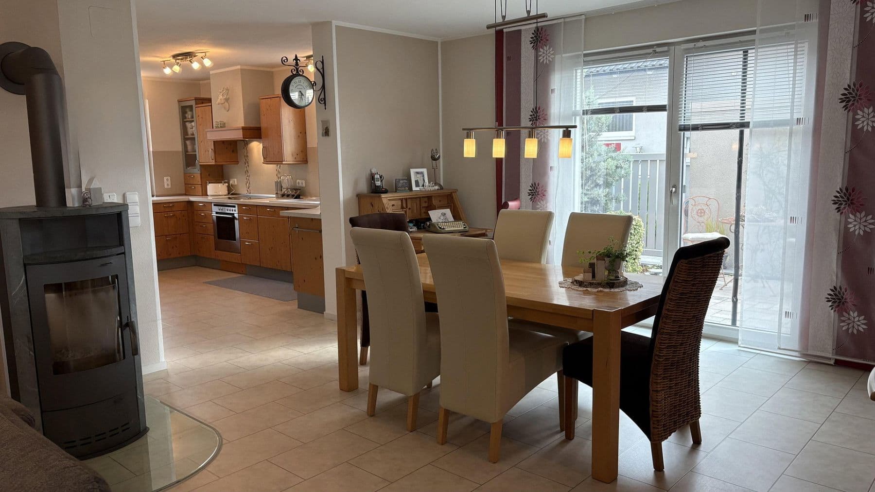 Prodej domu 200 m², pozemek 628 m², Wemding, Bavorsko Prodej domu 200 m², pozemek 628 m², Wemding, Bavorsko