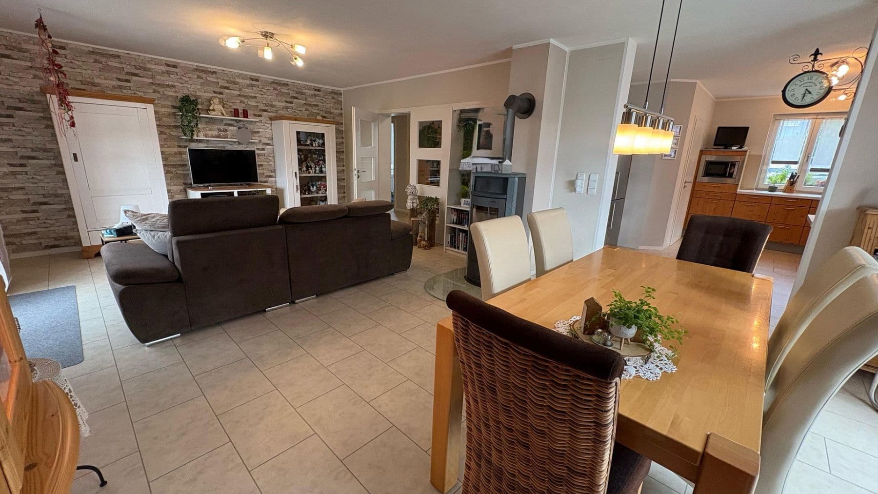 Prodej domu 200 m², pozemek 628 m², Wemding, Bavorsko Prodej domu 200 m², pozemek 628 m², Wemding, Bavorsko
