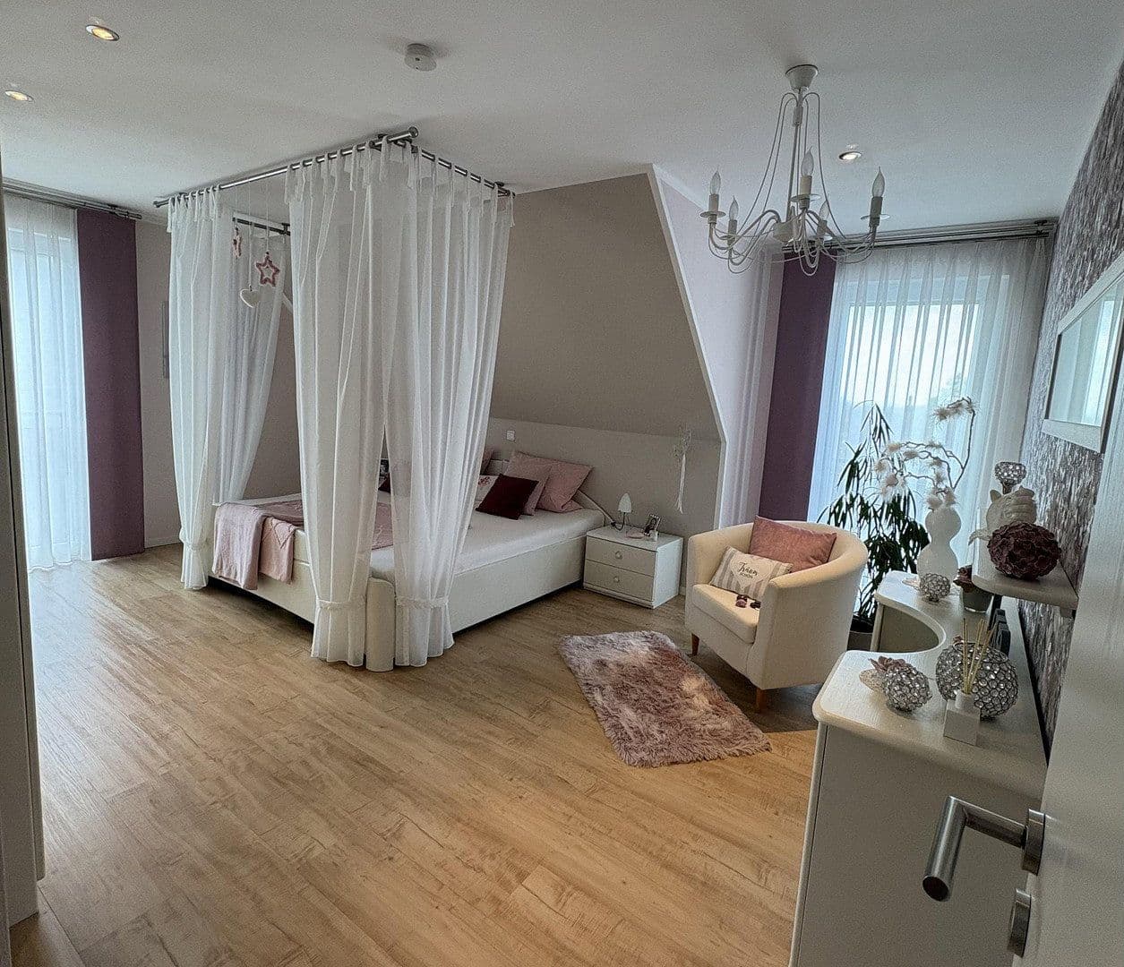 Prodej domu 200 m², pozemek 628 m², Wemding, Bavorsko Prodej domu 200 m², pozemek 628 m², Wemding, Bavorsko