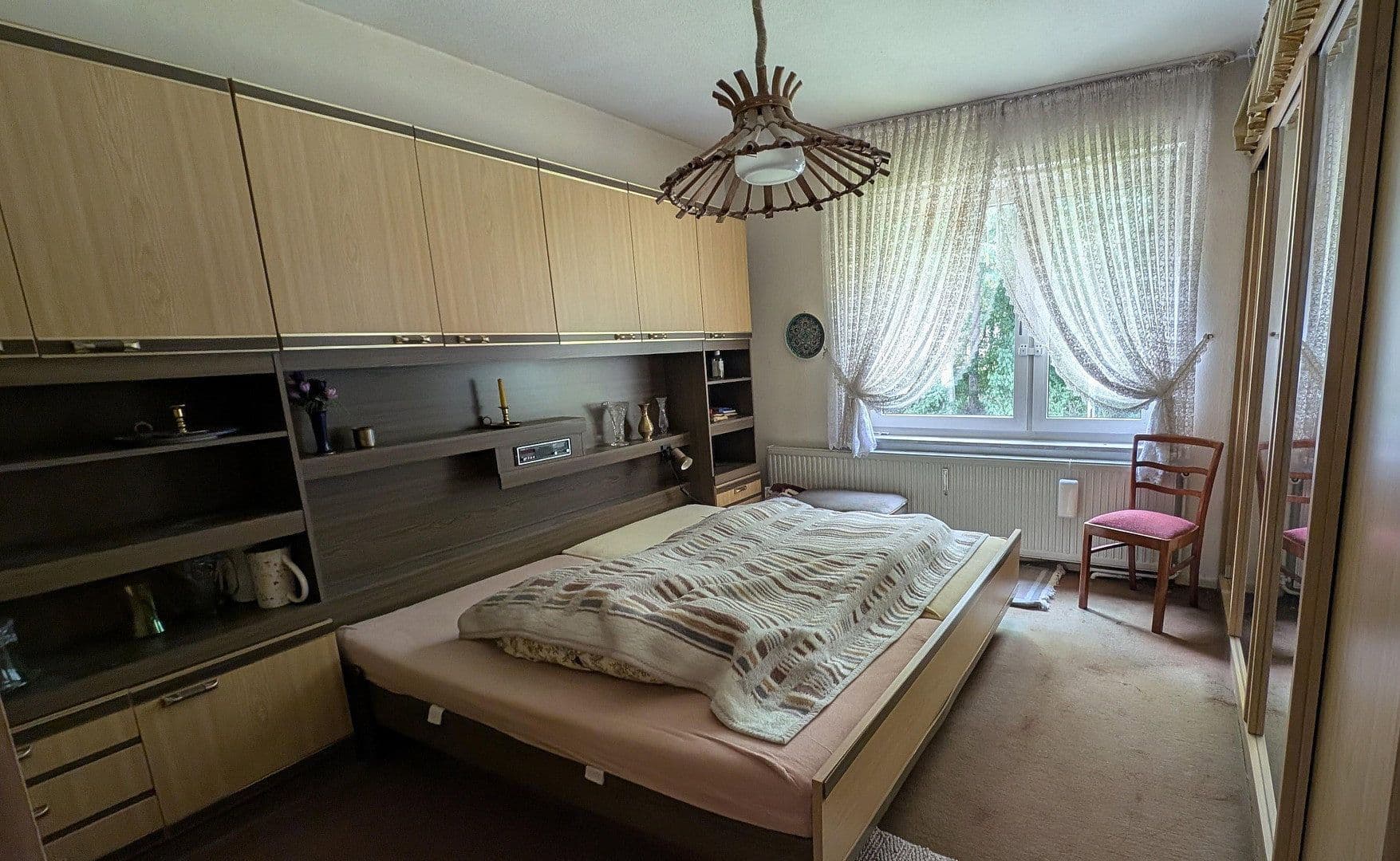 Prodej domu 202 m², pozemek 1.535 m², Bad Münder am Deister, Dolní Sasko Prodej domu 202 m², pozemek 1.535 m², Bad Münder am Deister, Dolní Sasko