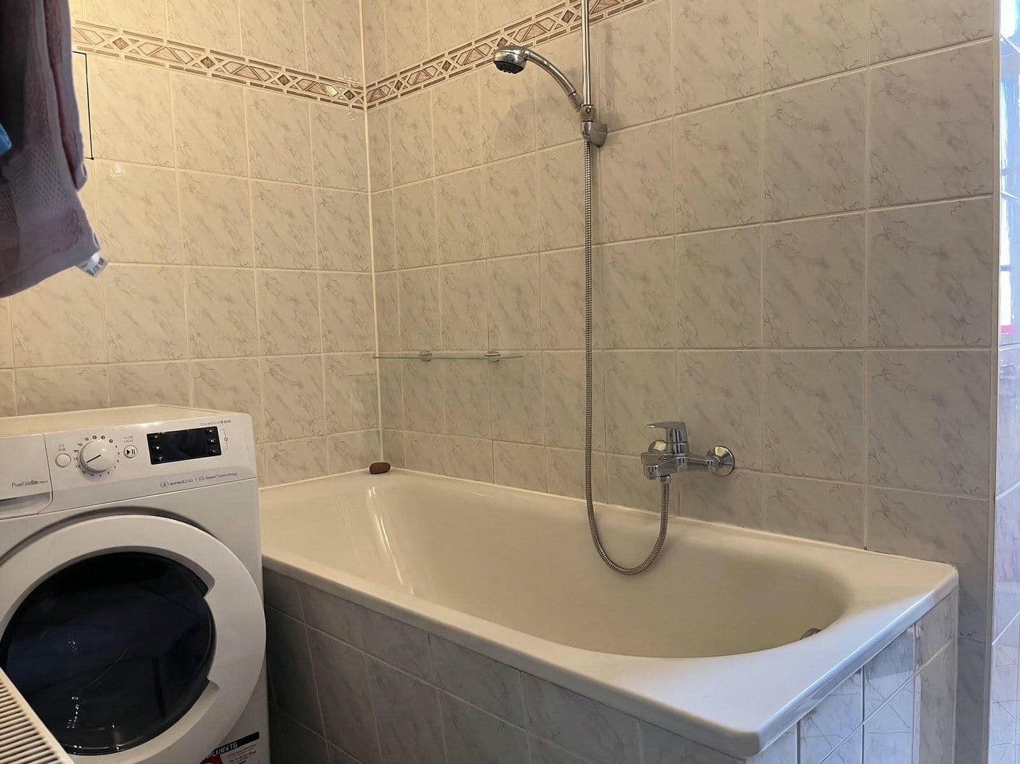 Prodej bytu 2+1 47 m², Triftweg 49, Leipzig, Sasko Prodej bytu 2+1 47 m², Triftweg 49, Leipzig, Sasko
