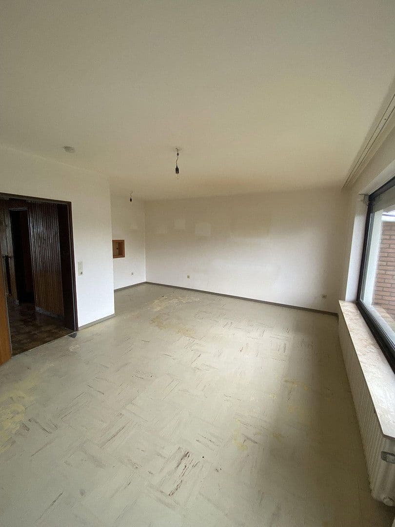 Prodej domu 95 m², pozemek 225 m², Hegerwisch 24, Garbsen, Dolní Sasko Prodej domu 95 m², pozemek 225 m², Hegerwisch 24, Garbsen, Dolní Sasko