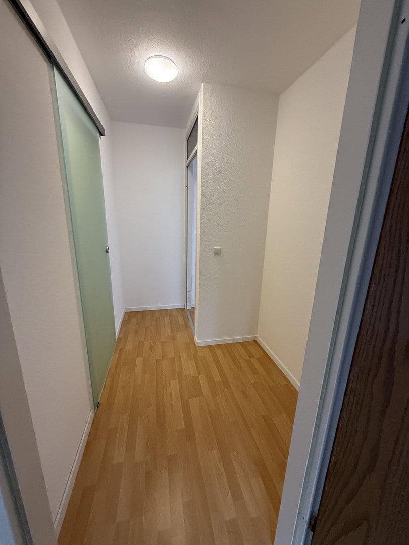 Pronájem bytu 3+1 82 m², Neuss, Severní Porýní-Vestfálsko Pronájem bytu 3+1 82 m², Neuss, Severní Porýní-Vestfálsko