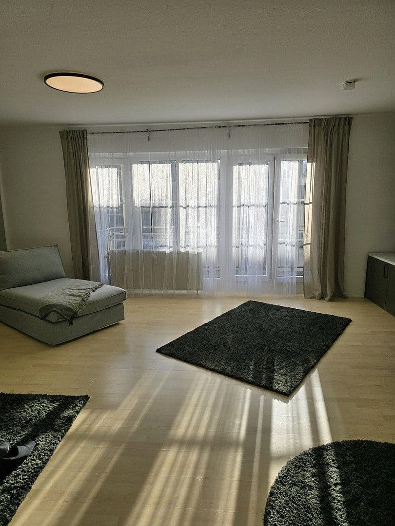 Pronájem bytu 1+1 47 m², Simonstr. 8, Fürth, Bavorsko Pronájem bytu 1+1 47 m², Simonstr. 8, Fürth, Bavorsko