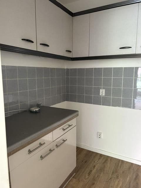 Prodej bytu 2+1 61 m², Bonn, Severní Porýní-Vestfálsko Prodej bytu 2+1 61 m², Bonn, Severní Porýní-Vestfálsko