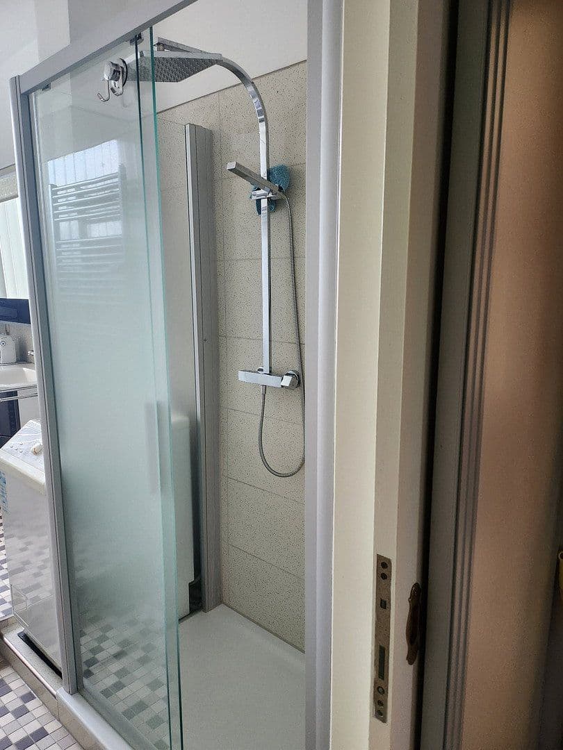 Prodej bytu 7+1 183 m², Berlin, Berlín Prodej bytu 7+1 183 m², Berlin, Berlín
