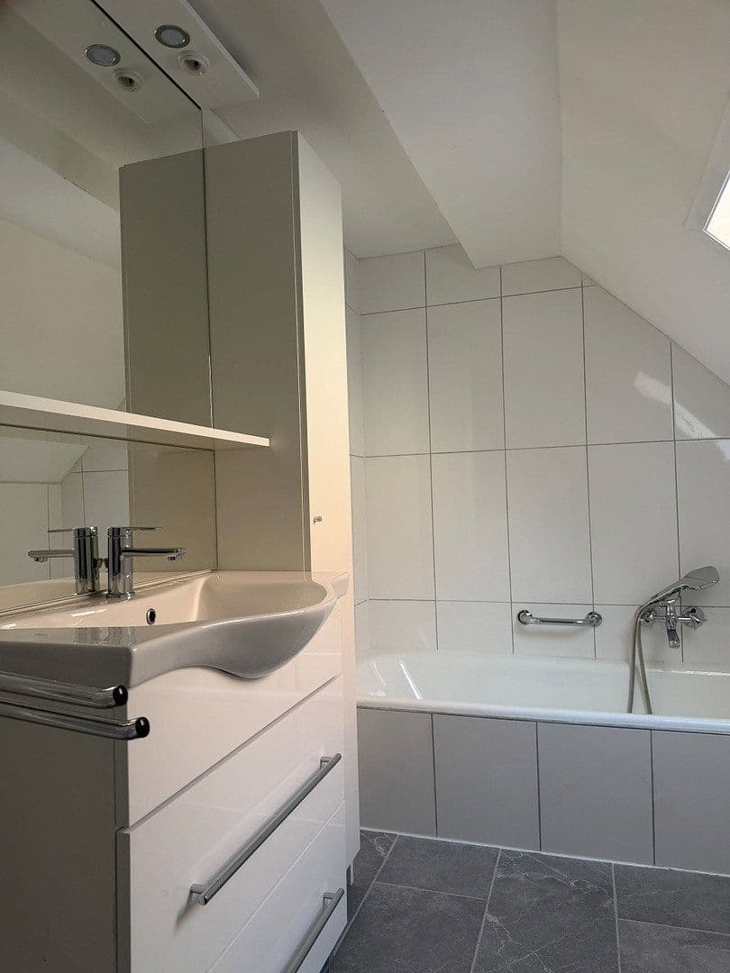Prodej domu 200 m², pozemek 450 m², Ammerndorf, Bavorsko Prodej domu 200 m², pozemek 450 m², Ammerndorf, Bavorsko